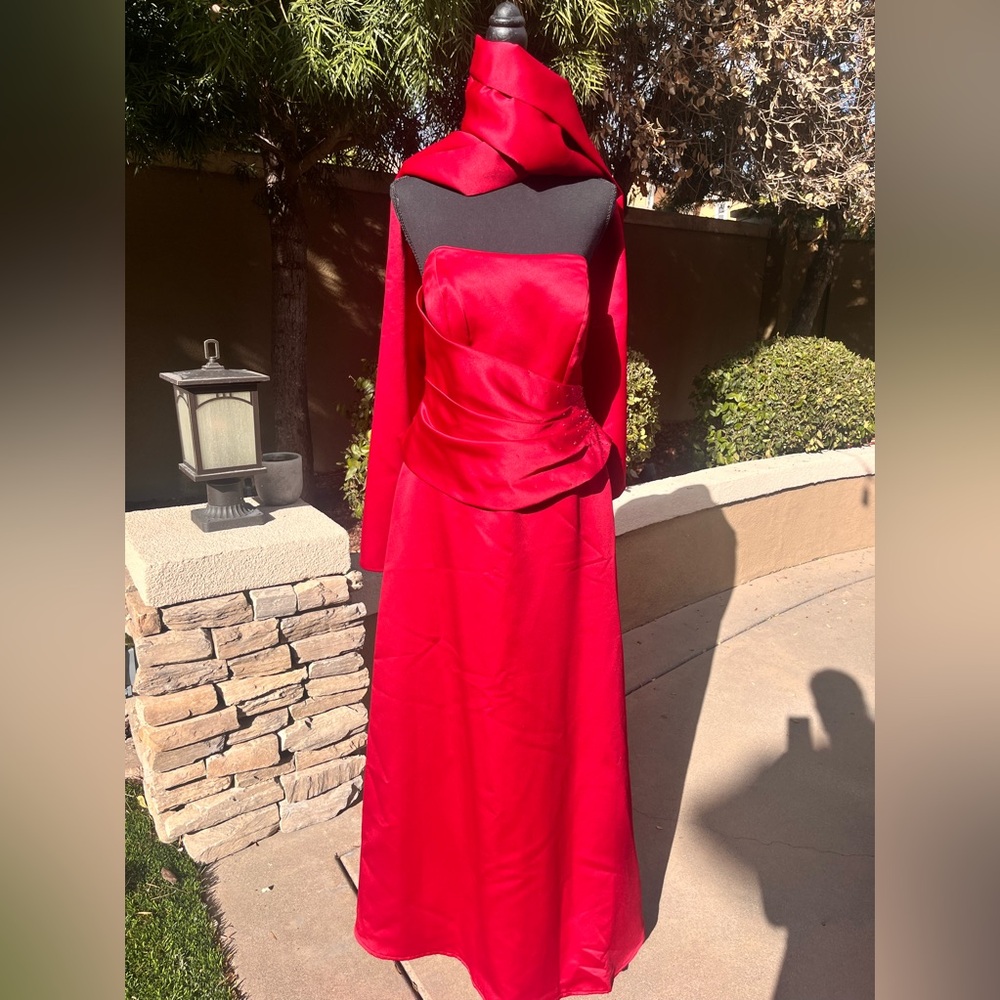 Mori Lee Madeline Gardner red dress beaded formal with scarf gala event medium